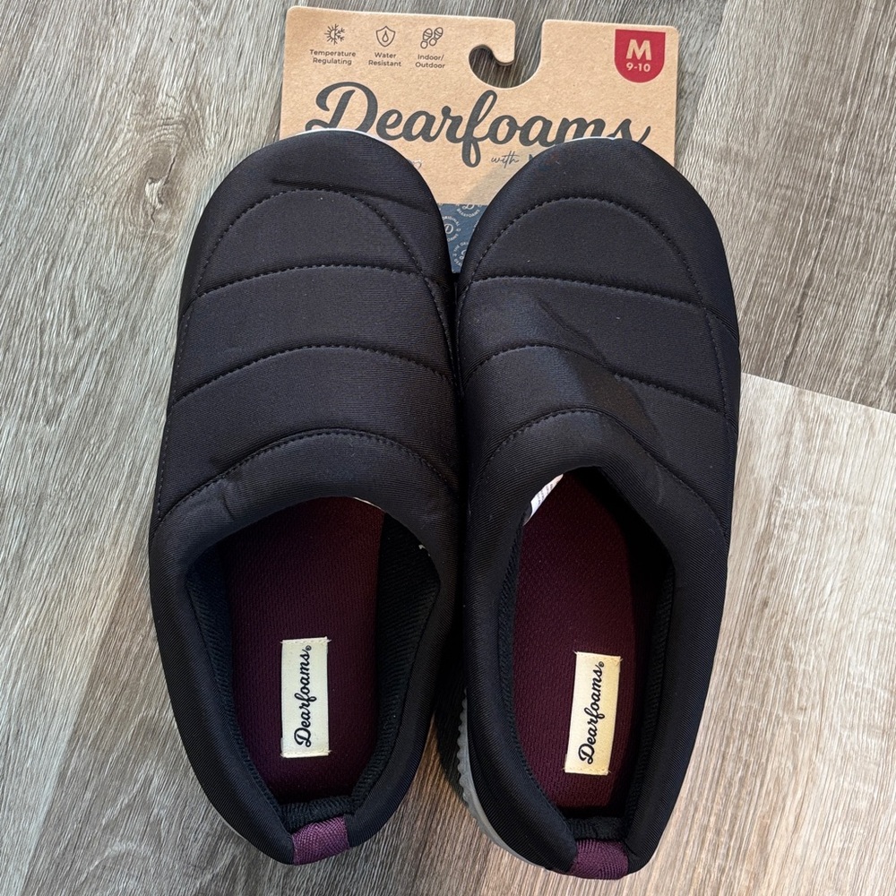 Dearfoams 9-10 Black Quilted Indoor Slippers